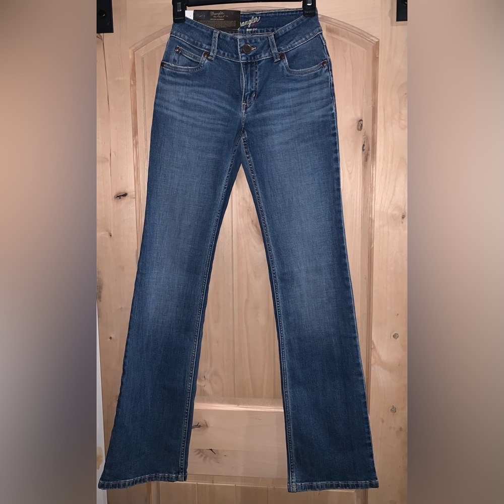 Women's Retro Mae Bootcut Jeans. Size 00x34 Never worn. Tags are still on